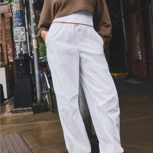 NWOT Athleta Midday Low Rise Poplin Pant